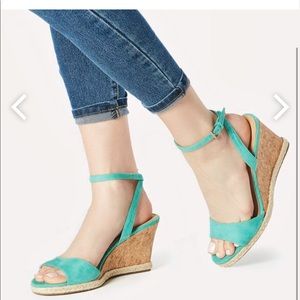 Super cute suede wedge sandal!!!